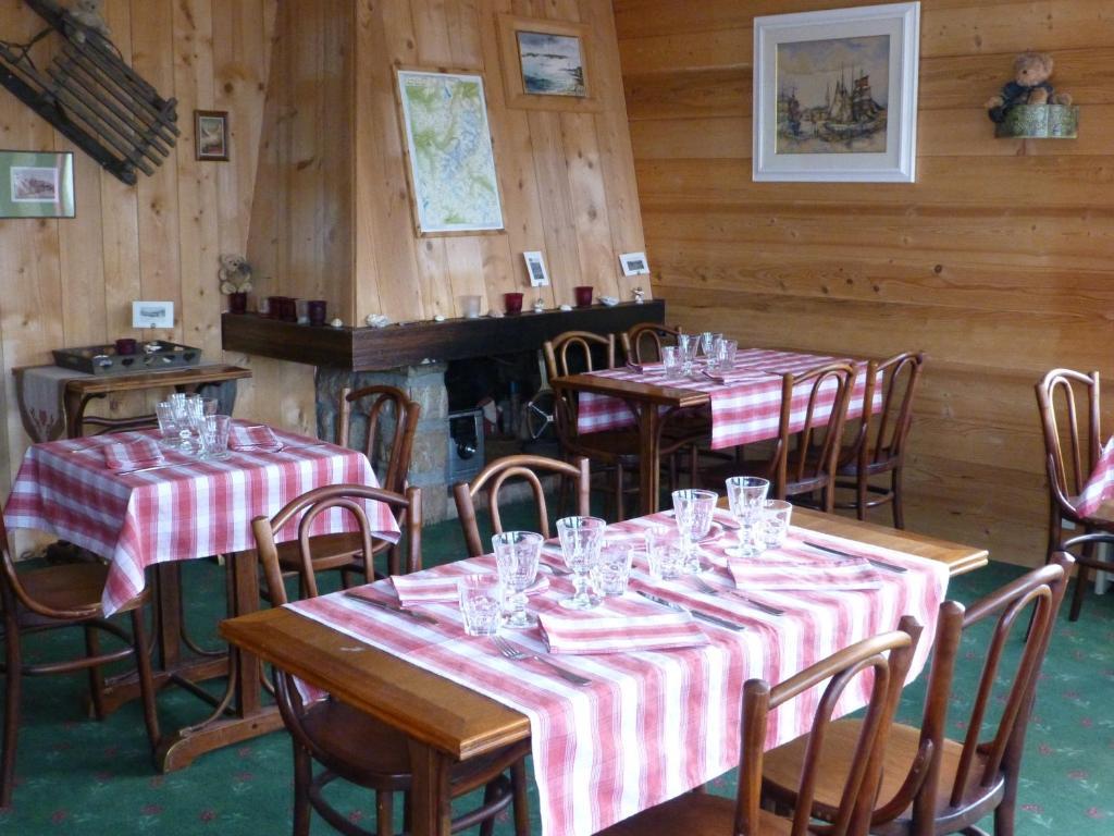 Les Aravis - Combloux Hotel Ngoại thất bức ảnh