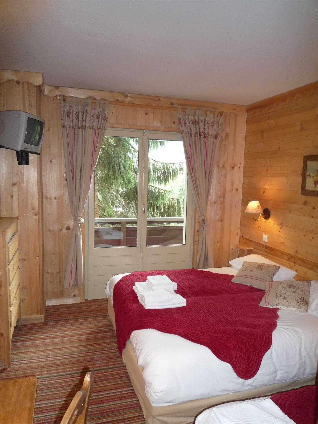 Les Aravis - Combloux Hotel Ngoại thất bức ảnh